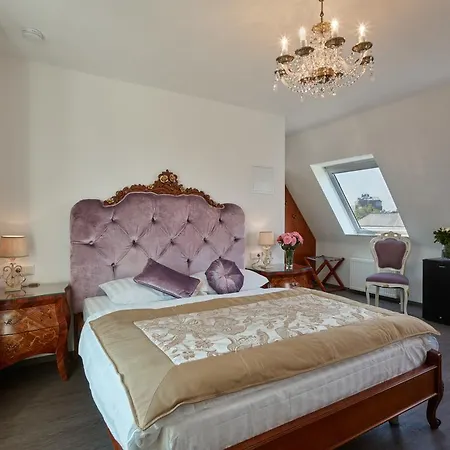 Guest house Apartment-hotel Am Rathaus