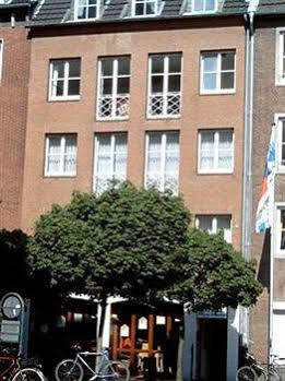 Gasthof Apartment-hotel Am Rathaus Düsseldorf