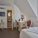 Apartment-hotel Am Rathaus Gasthuis 4*