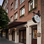 Apartment-hotel Am Rathaus Gasthuis 4*