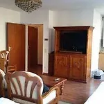 Apartment-hotel Am Rathaus Guest house