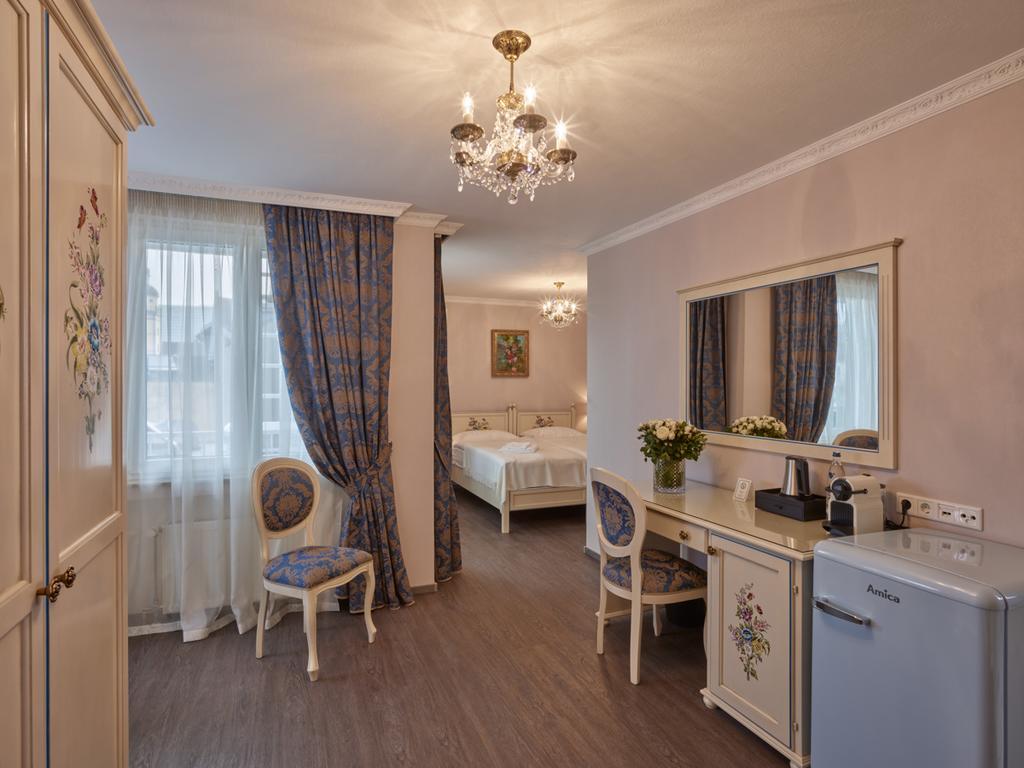 Guest house Apartment-hotel Am Rathaus 4*